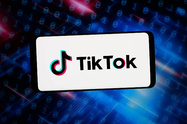 IA pour générer des vidéos TikTok : 7 outils comparés et lequel choisir selon votre besoin